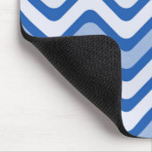 Wavy Blue Pattern Mousepad (Ecke)