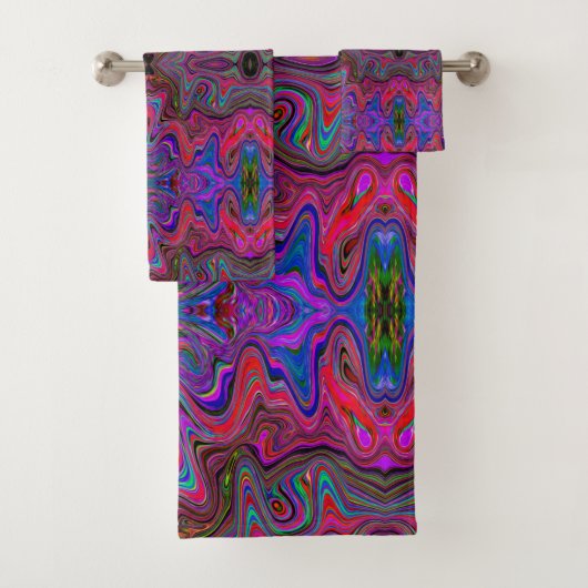 Wavy Blue und Rainbow Red Trippy Muster Badhandtuch Set (Insitu)