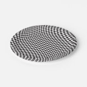 Wavy Checkered Schwarz-weiß Checkerboard Muster Pappteller (Schrägansicht)