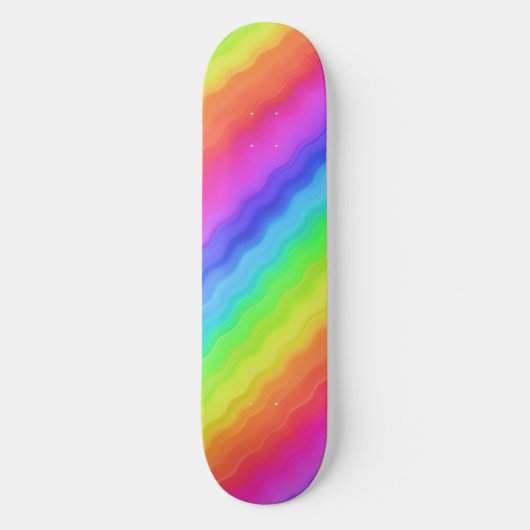 Wavy Diagonal farbenfrohe Regenbogendesign Skateboard (Vorderseite)