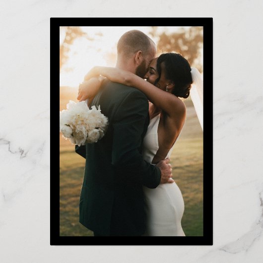 Wavy Edge Modern Retro Black Save the Date Real Folieneinladung (Rückseite)