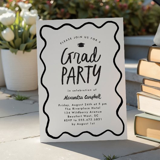 Wavy Frame Schwarz-weiß Hand Drawn Graduation Part Einladung