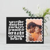 Wavy Gerahmte, fette Border White Black QR Code Fo Save The Date (Stehend Vorderseite)