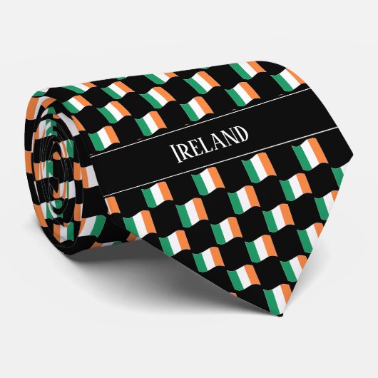 Wavy Ireland Flag Pattern Krawatte (Gerollt)