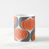 Wavy Linien: geometrisches Vintages Muster. Kaffeetasse (Mittel)