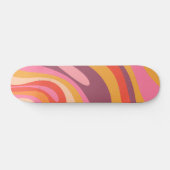 Wavy Loops Groovy Retro Abstraktes Muster Skateboard (Horizontal)