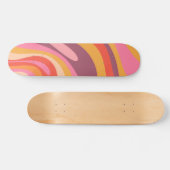 Wavy Loops Groovy Retro Abstraktes Muster Skateboard (Horizontal)