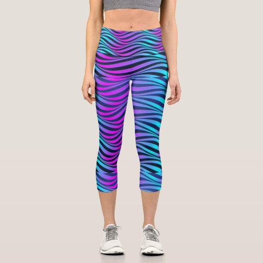 Wavy Neon Colored Capri Leggings (Vorderseite)
