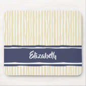 Wavy Painterly Stripes Navy und Creme mit Namen Mousepad (Vorne)