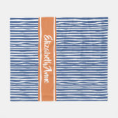 Wavy Painterly Stripes Orange und Blau mit Namen Fleecedecke (Vorderseite (Horizontal))