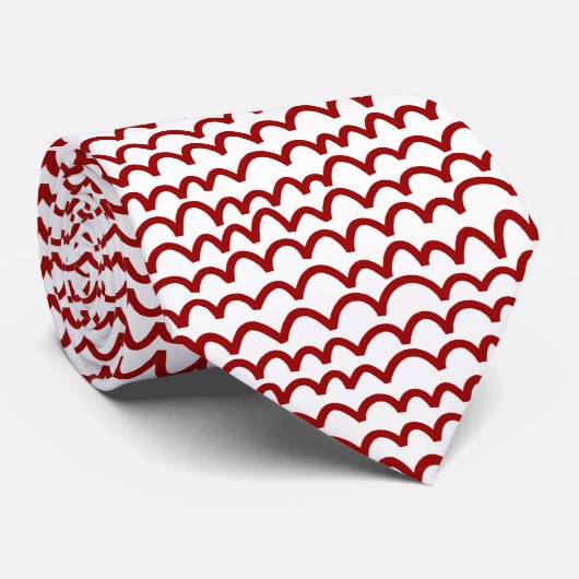 Wavy Pattern - Ruby Red on White Krawatte (Gerollt)