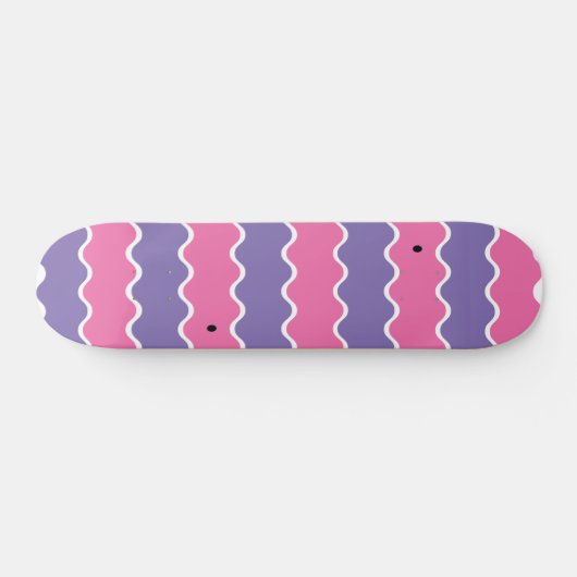 Wavy Pattern Skateboard (Horizontal)