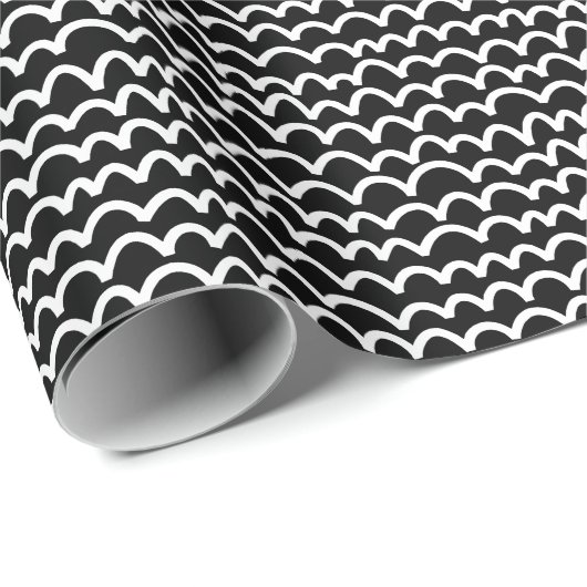Wavy Pattern - Weiß auf Schwarz Geschenkpapier (Rolleneckpunkt)