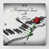Wavy Piano Keys & Rote Rose - Custom Clock Quadratische Wanduhr (Vorderseite)