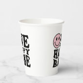 Wavy Pink Preppy Lächeln Ein Happy Babe Pappbecher (Links)