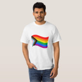 Wavy Progress Pride Flag T-Shirt (Vorne ganz)