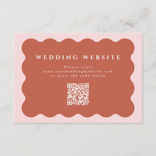 Wavy Terracotta & Blush Wedding Website QR Code Begleitkarte (Vorderseite)