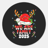 We Are Family 2025 Christmas Tree Santa Pjs Group Runder Aufkleber (Vorderseite)