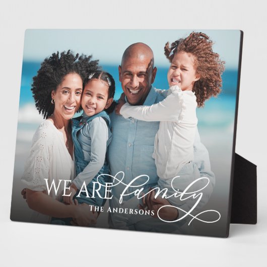 We Are Family Handwritten Script Family Name Fotoplatte (Seite)