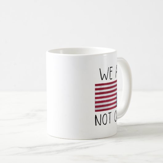 We Are Not Ok Usa Flag Upside Down Patriotic Sayin Kaffeetasse (VorderseiteRechts)