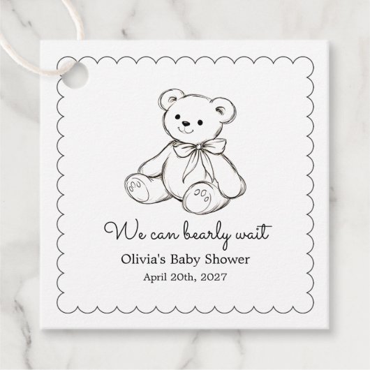 "We Can Bearly Wait" Baby Shower Gender Neutral Geschenkanhänger (Vorderseite)