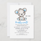 We Can Bearly Wait Blue Teddy Bear Baby Shower Einladung (Vorderseite)