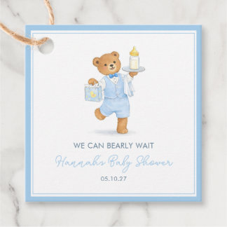We Can Bearly Wait Cute Blue Boy Teddy Baby Shower Geschenkanhänger