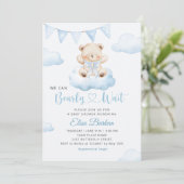We Can Bearly Wait Teddy Bear Boy Baby Shower Einladung (Stehend Vorderseite)