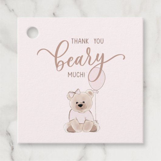 We Can Bearly Wait Teddy Bear Pink Baby Shower Geschenkanhänger (Vorderseite)