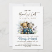 We Can Bearly Wait Teddy Bear Twins Baby Shower Einladung (Vorderseite)