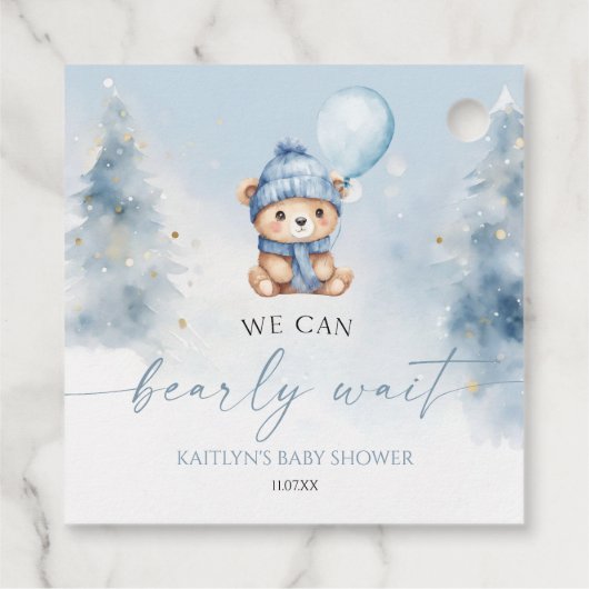 We Can Bearly Wait Winter Teddy Bear Baby Shower Geschenkanhänger (Rückseite)