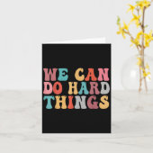 We Can Do Hard Things Groovy Retro Motivational Qu Karte (Gelbe Blume)