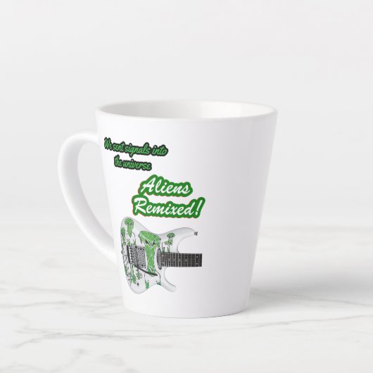 "We sent signals into the universe. Aliens Remixed Milchtasse (Linke Ecke)
