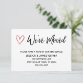 "We ve Moved" Handwriting Card mit Red Heart Ankündigung (Stehend Vorderseite)
