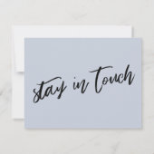 "We ve Moved" Moderne Handwriting Dusty Blue Card Einladung (Rückseite)