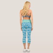 Weasel & Baboon Blue Character Pattern Capri Leggings (Rückseite)