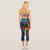 Weave Mandala Blue Yellow und Red Capri Leggings (Rückseite)