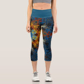 Weave Mandala Blue Yellow und Red Capri Leggings (Vorderseite)