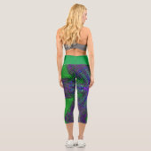 Weave Mandala Green Lila und blau Capri Leggings (Rückseite)