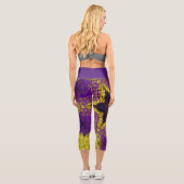 Weave Mandala Lila und gelb Capri Leggings (Rückseite)