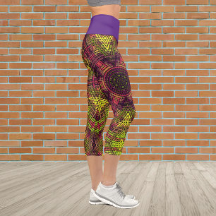 Weave Mandala Yellow Pink und Lila Capri Leggings