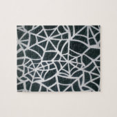 Web des Mysteriums: Delikate Falle - Weiße Spinnen Puzzle (Horizontal)