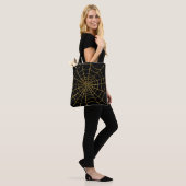Web mit Gold und Black Spider Tasche (Am Model)