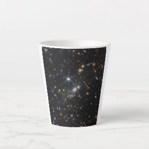 WebbS erste tiefe Feldansicht des Universums Milchtasse