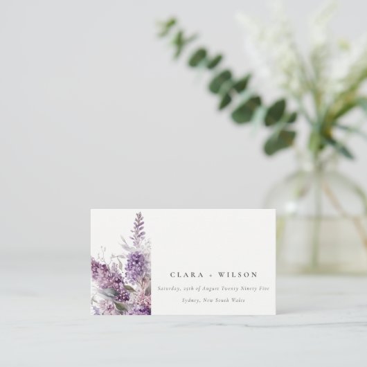 Website von Dusky Lilac Green Hütte Floral Wedding Begleitkarte (Stehend Vorderseite)