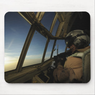 Wechselstrom - 130 Herkules der Pilot scannt den Mousepad