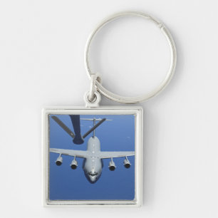 Wechselstrom - 17 Globemaster III nähert sich dem Schlüsselanhänger