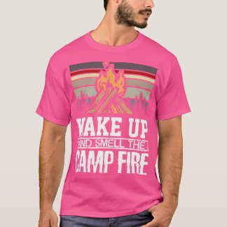 Weck auf und rieche den Campfire Retro Sunset Camp T-Shirt