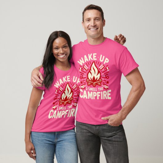 Weck hoch und rieche das Campfire-Camping T-Shirt (Unisex)