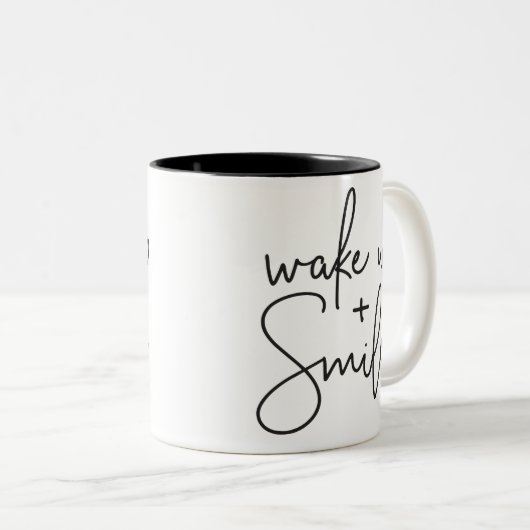 WECK UP AND SMILE Moderne niedliche Hand schwarz g Zweifarbige Tasse (VorderseiteRechts)